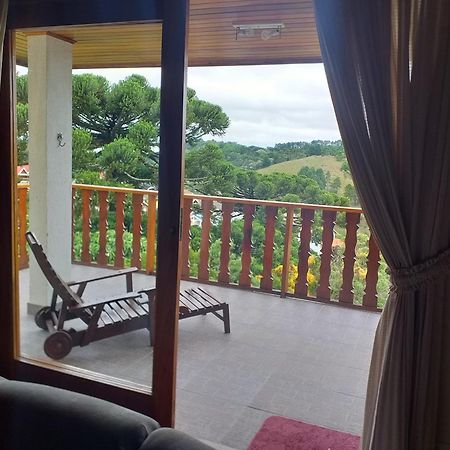 Zanzarini House Villa Campos do Jordao Room photo